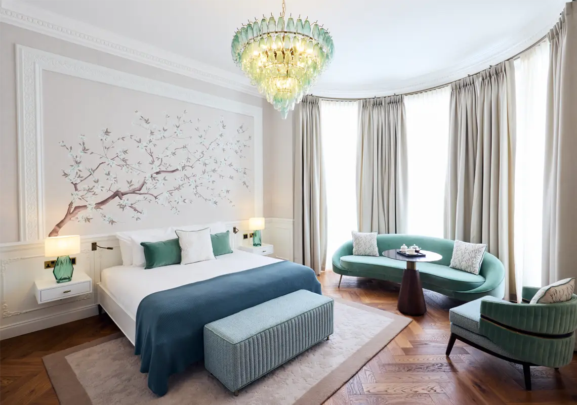 2 Chesham Hotel Deluxe Room