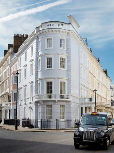 2 Chesham Hotel Exterior